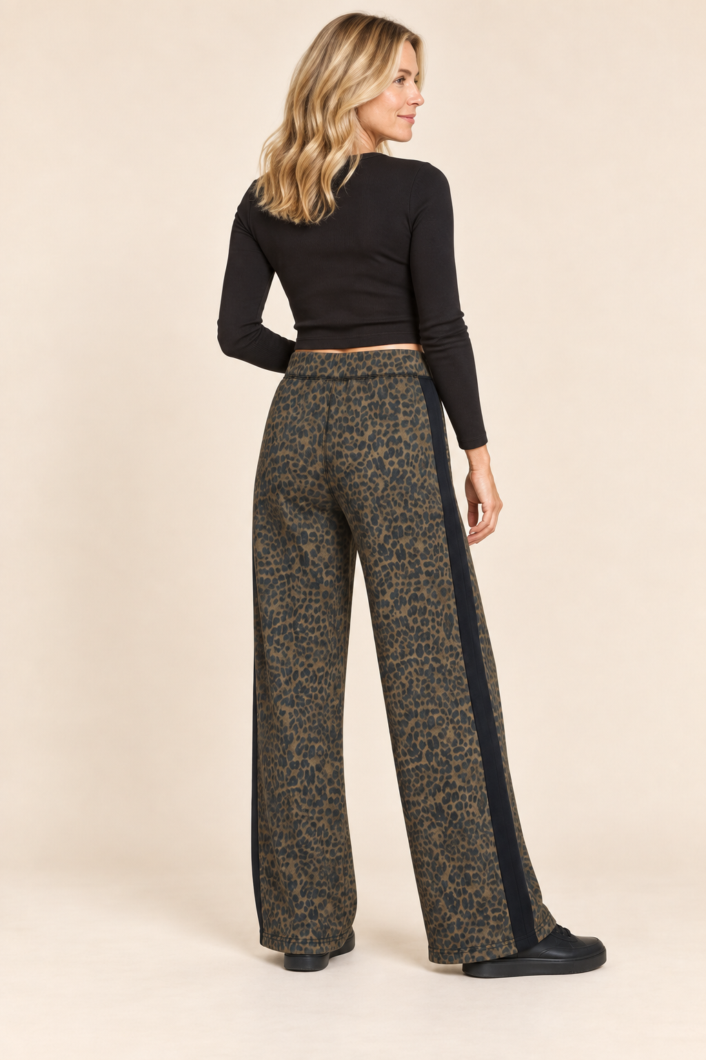 Vintage Havana Leopard Sweatpants