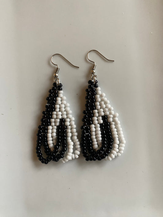 Anasi Earring - Folded Black & White